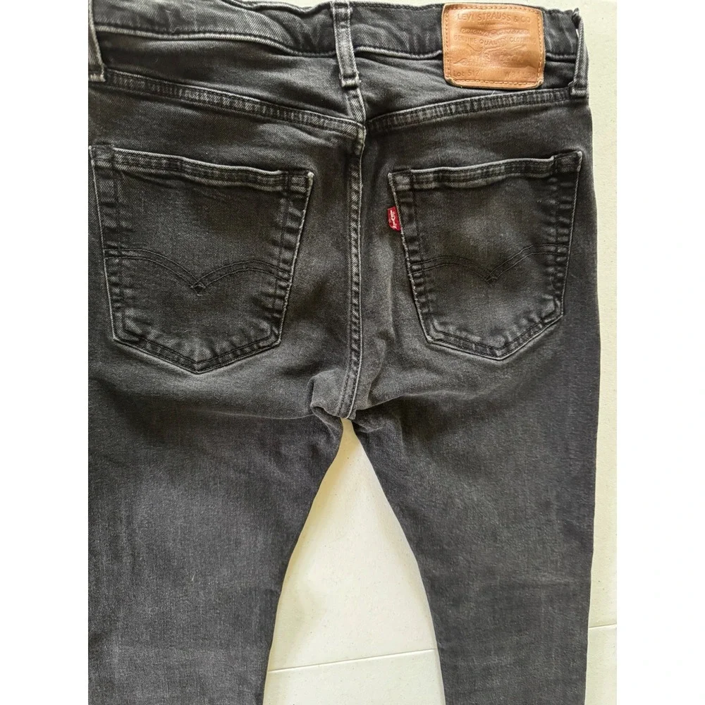 Levis Premium Jeans Faded Black Denim Five Pocket Pants Mens Size 26x10 Rise